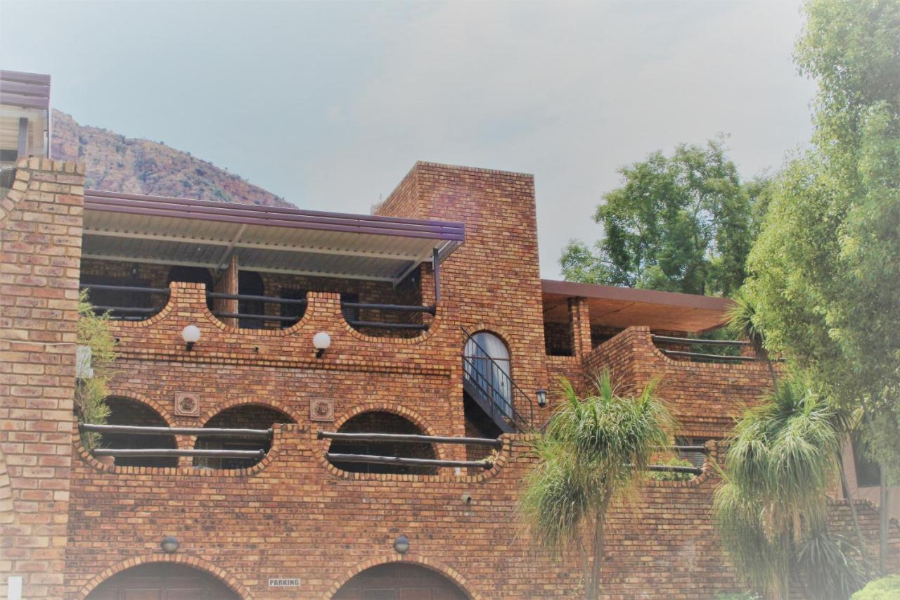 Belle Vue Guesthouse Hartbeespoort Buitenkant foto