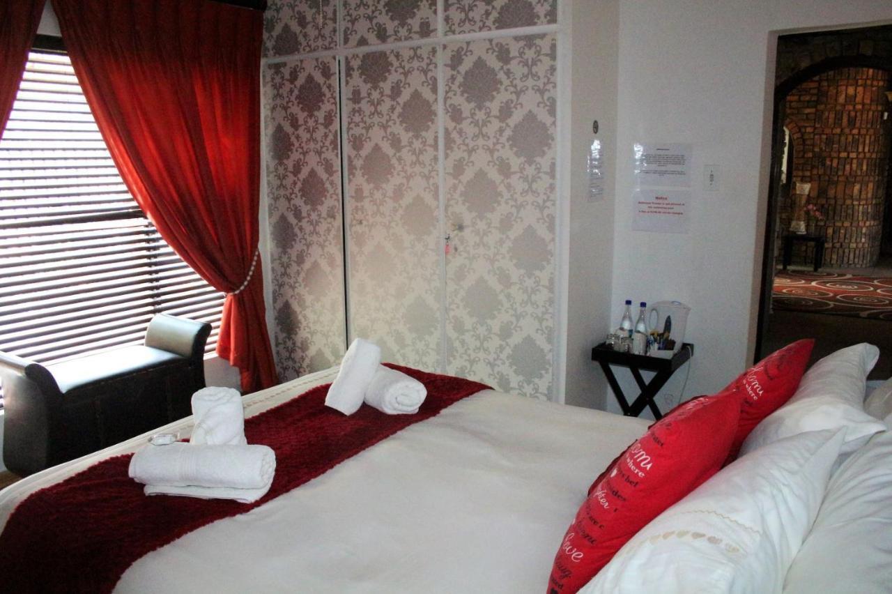 Belle Vue Guesthouse Hartbeespoort Buitenkant foto